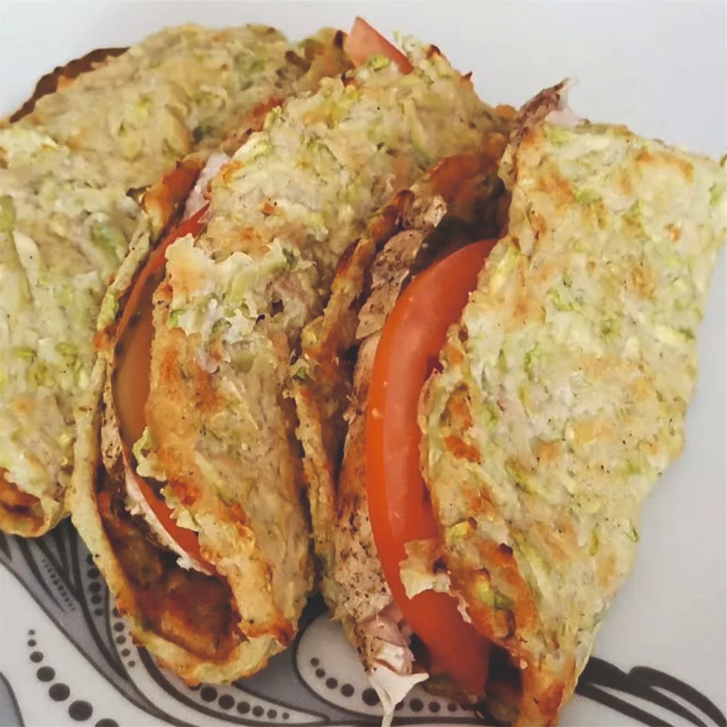 Фото 12. Летние лепешки из кабачков с сытной начинкой из курицы