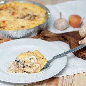 Фото Картофельный киш на рисовой муке с индейкой и грибами