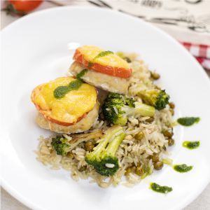 Фото 9. Рыбные биточки с помидорами под корочкой сыра