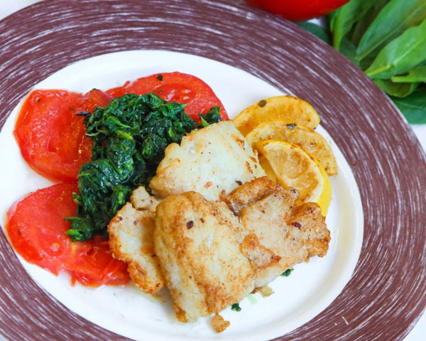 Фото Весенний ужин - нежный минтай со шпинатом